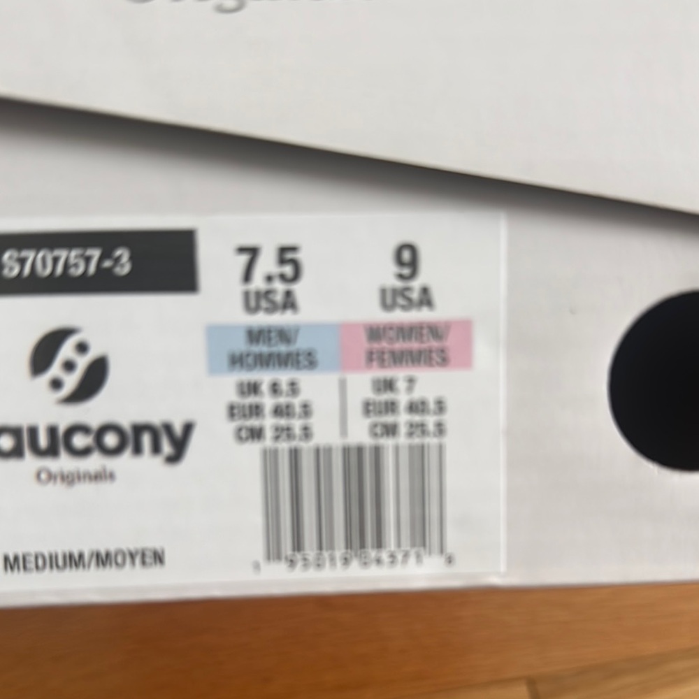 Saucony Women’s DXN Trainer - navy/white